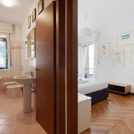 Apartment Guesthost - M1 Pasteur With Balcony